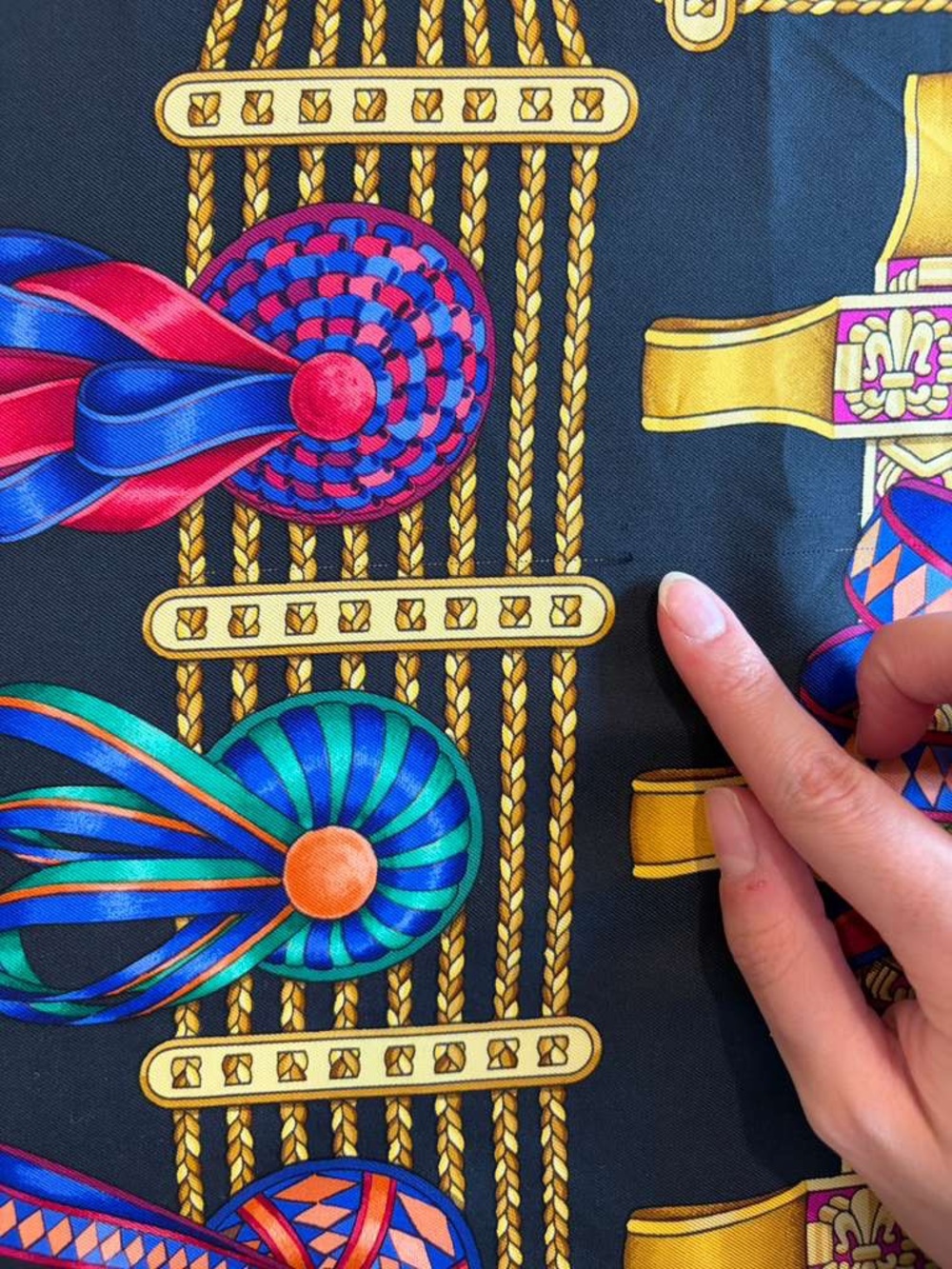 Hermes Les Rubans du Cheval Carre 90 Silk Scarf Black Multicolor Made in France - Picture 10 of 10